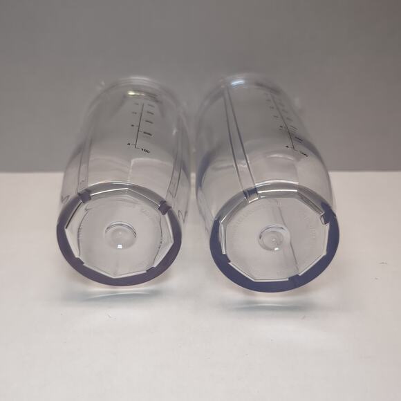 Lot of 2 Nutri Ninja Replacement Blender Cups 24oz and 32oz With Sip & Seal Lids - Picture 6 of 8